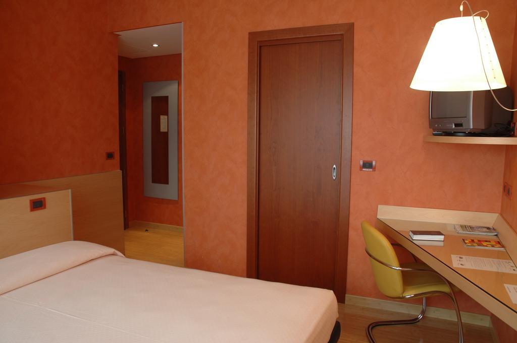 Hotel Alexandra Torino Kültér fotó